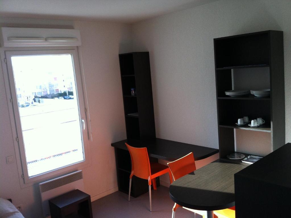 Parc Arena Aparthotel Nimes Room photo